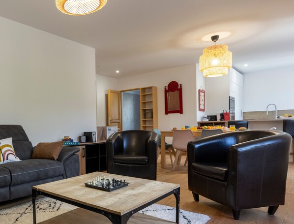 TV connectée, chaîne hi-fi, imprimantes