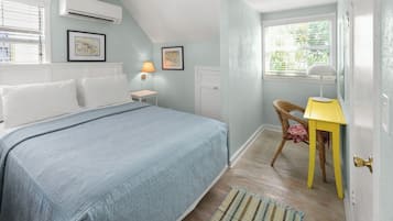 1 bedroom, iron/ironing board, Internet, bed sheets