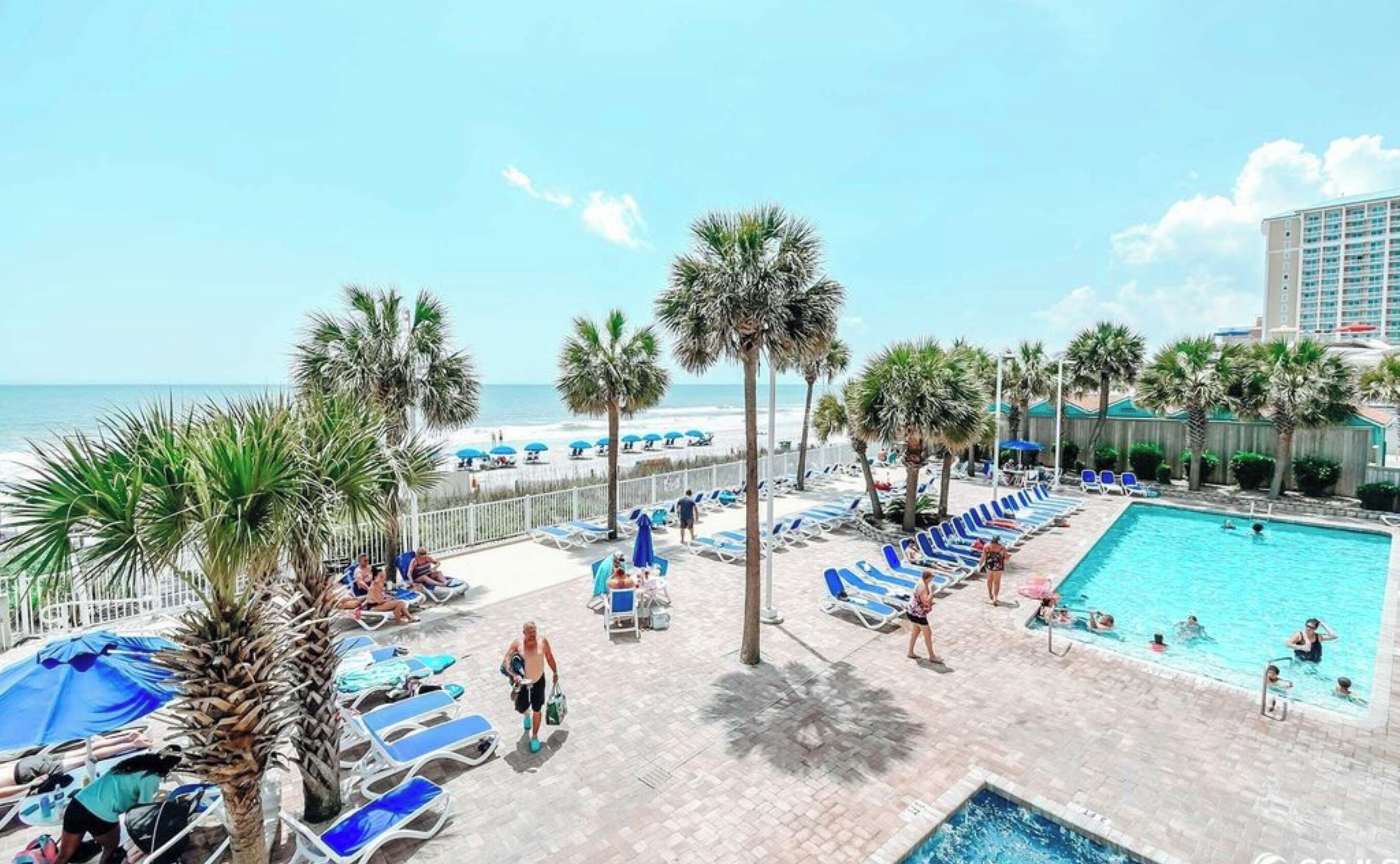 室内游泳池，恒温泳池