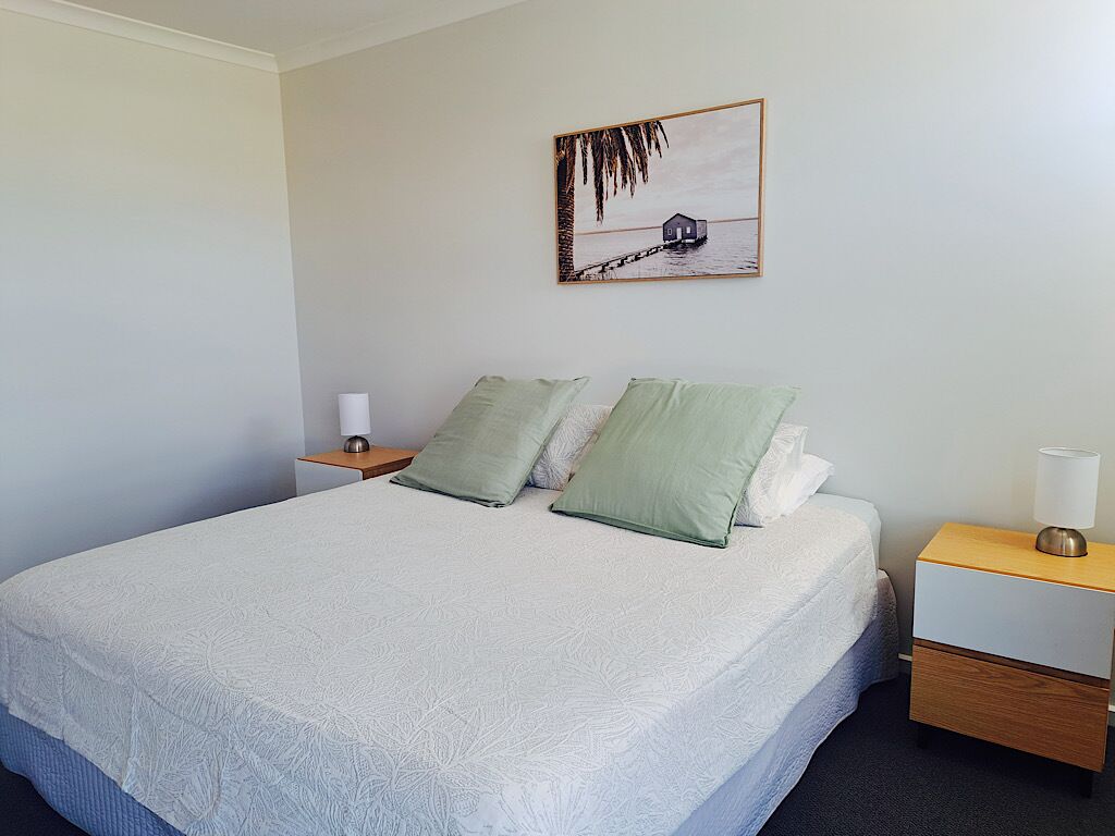 5 Schlafzimmer, Bügeleisen/Bügelbrett, kostenloses WLAN, Bettwäsche