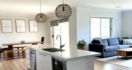 Nagambie Lakes: 5 BR, 2 BA House in Nagambie, Sleeps 10