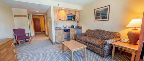 Fernseher, Kamin, Arbeitsbereiche