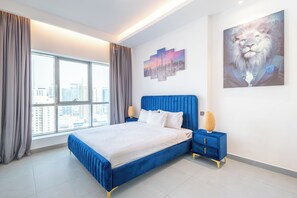 Deluxe Apartment, Balcony, Canal View - SuperHost - Exclusive 25th Floor Retreat with Marina Views (Dubai)