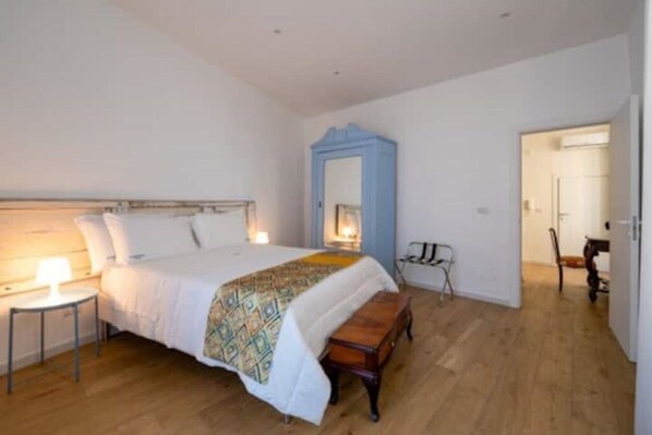 1 chambre, fer et planche Ă repasser, Wi-Fi, draps fournis