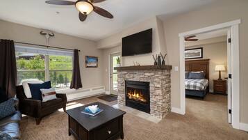 ์ฝ๋, ์นจ์ค 1๊ฐ | ๊ฑฐ์ค ๊ณต๊ฐ