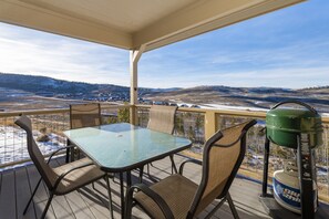 Townhome, 3 Bedrooms | Outdoor dining