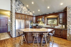 Cabin, 5 Bedrooms | Private kitchen | Fridge, oven, coffee/tea maker, toaster - Indian Trail Cabin 5 Bedroom Cabin by RedAwning (Granby)