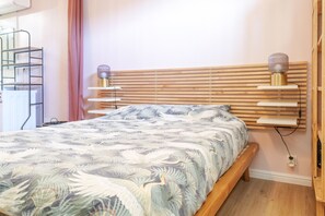 1 chambre, fer et planche à repasser, Wi-Fi gratuit