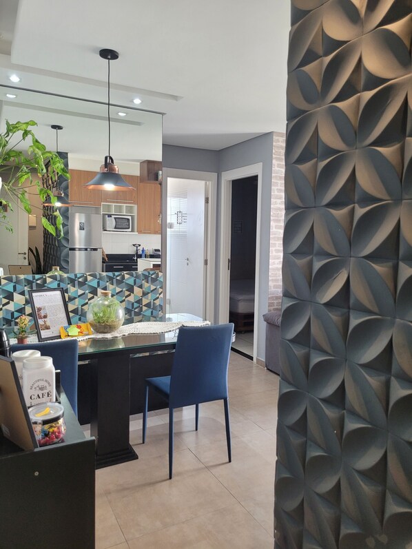 Dining - Charming and comfortable apartment close to everything in Praia Grande (Cidade Ocian Praia Grande)