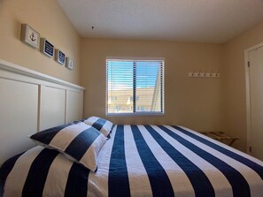 2 dormitorios, tabla de planchar con plancha, Internet y ropa de cama