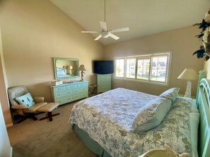 2 bedrooms, iron/ironing board, Internet, bed sheets