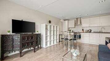 LÀgenhet - 1 sovrum - icke-rökare - pentry | Vardagsrum | 40-tums tv med satellitkanaler