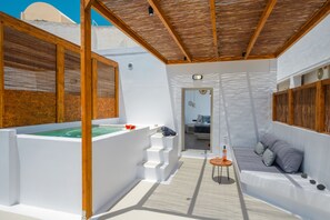 Terrace/patio - Tre Fiori - The Retreat Suites (Santorini)