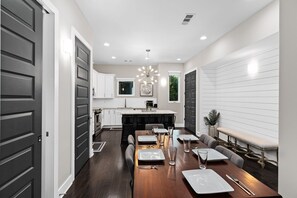 Dining - 15% Off Sept - Great Reviews - Fire Pit - 8 Beds! (Nashville)