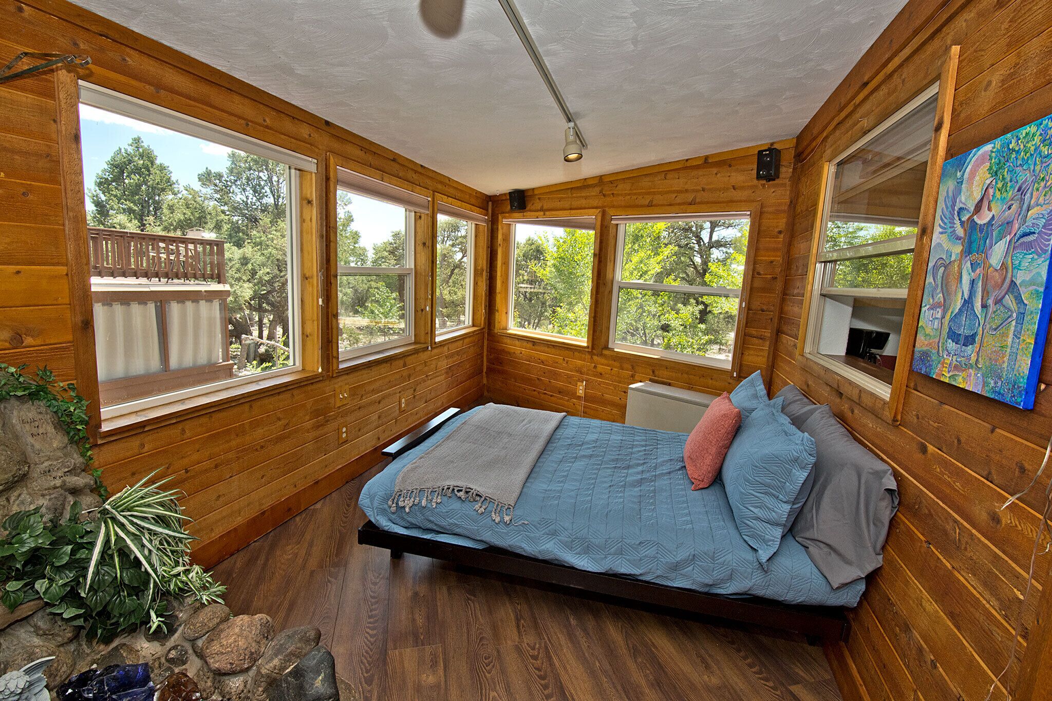 4 عدّة غرف نوم ومكتب ومكواة/لوح كي وواي فاي مجانًا