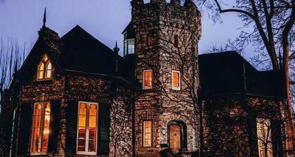 Historic McIntosh Castle near downtown Kingston, City Park/waterfront, Queen’s U