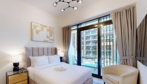 1 dormitorio, tabla de planchar con plancha, wifi y ropa de cama