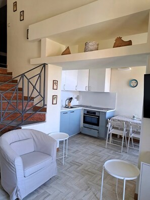 Smart TV - Live & Dream Scilla Appartamento Panarea - Trilocale 2 Piano (Scilla)