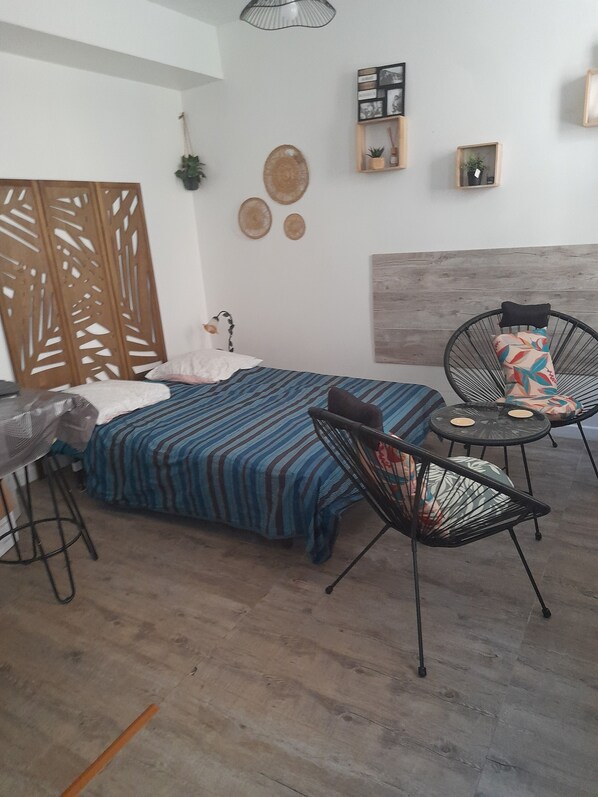 1 bedroom, free WiFi, bed sheets - Cozy 1-bedroom 23 m2 apartment in delightful Montpellier with WiFi (Montpellier)