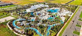 Amazing, Brand New 10BD/8BR for Up to 28 Guests