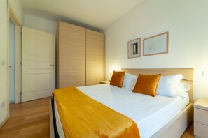 Apartment, Balkon | 1 Schlafzimmer, Bügeleisen/Bügelbrett, Babybetten, kostenloses WLAN