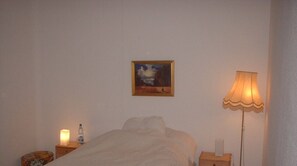 Dortoir Partagé, 6 chambres, fumeurs, balcon | 6 chambres