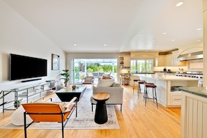 Interior - Coastal Garden Retreat w/ 70s Playhouse (Encinitas)