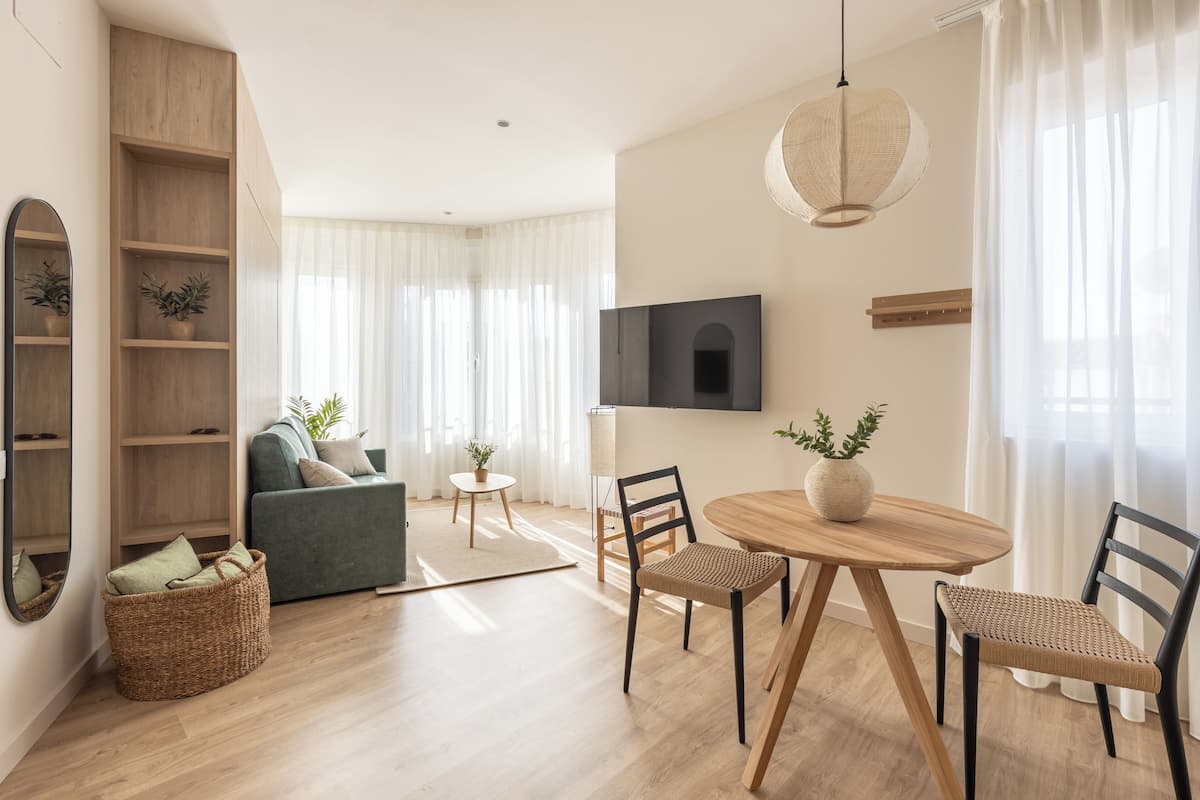 Standard Studio | Living area | 50-inch Smart TV with cable channels