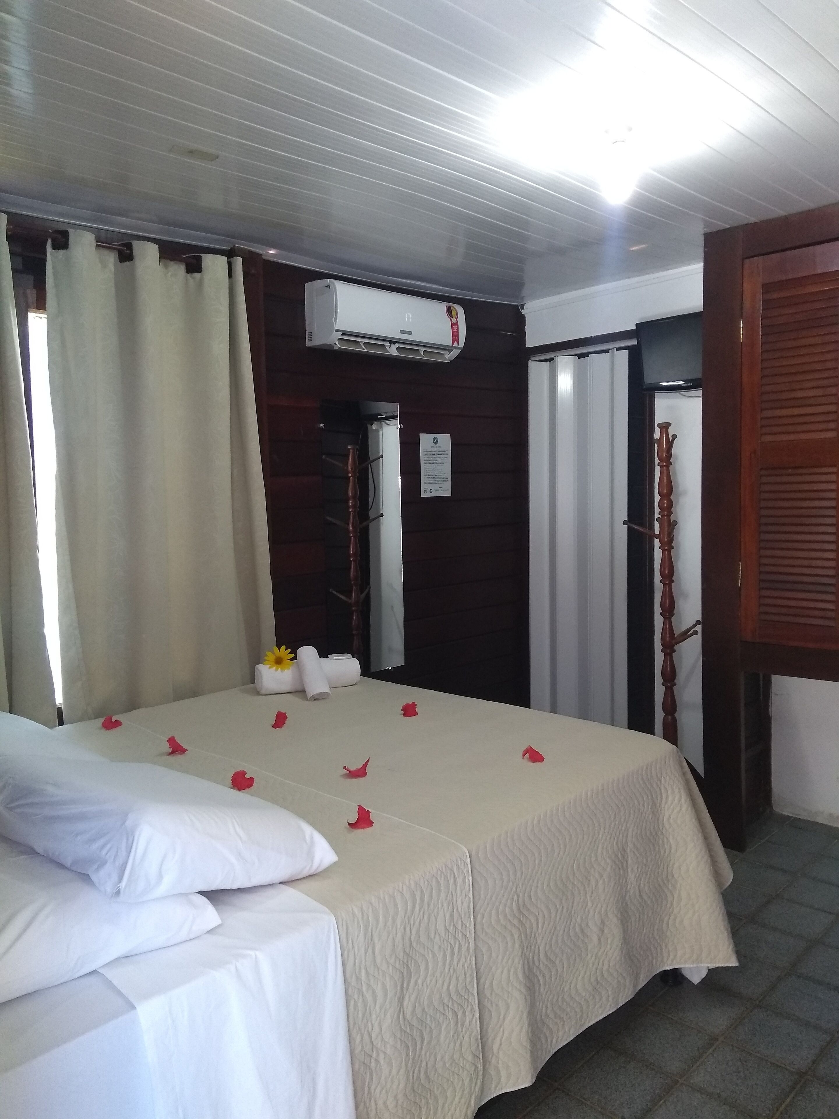 Basic Room | 8 bedrooms, free WiFi