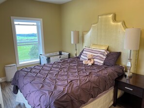 3 habitaciones, cuna de viaje, wifi y ropa de cama 