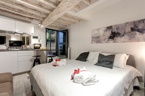 Studio | Iron/ironing board, free WiFi - Mamo Florence - Charlie's Apartments (Florence)