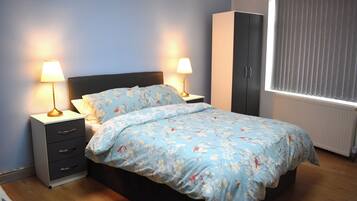 1 bedroom, iron/ironing board, WiFi, bed sheets