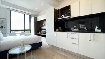 1 habitación, escritorio, tabla de planchar con plancha y wifi gratis