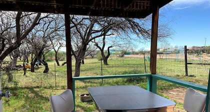 Peaceful Getaway Cottage in Picturesque Arivaca