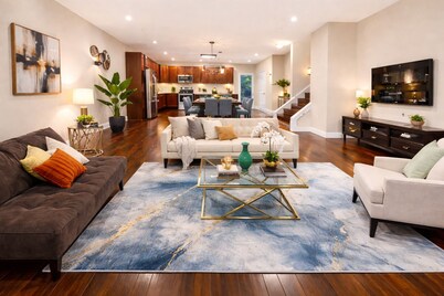 Grand Presidential DC Retreat 6BR Sleeps 22 Parking