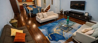 The Presidential DC Retreat  22 Guests  EV + Parking