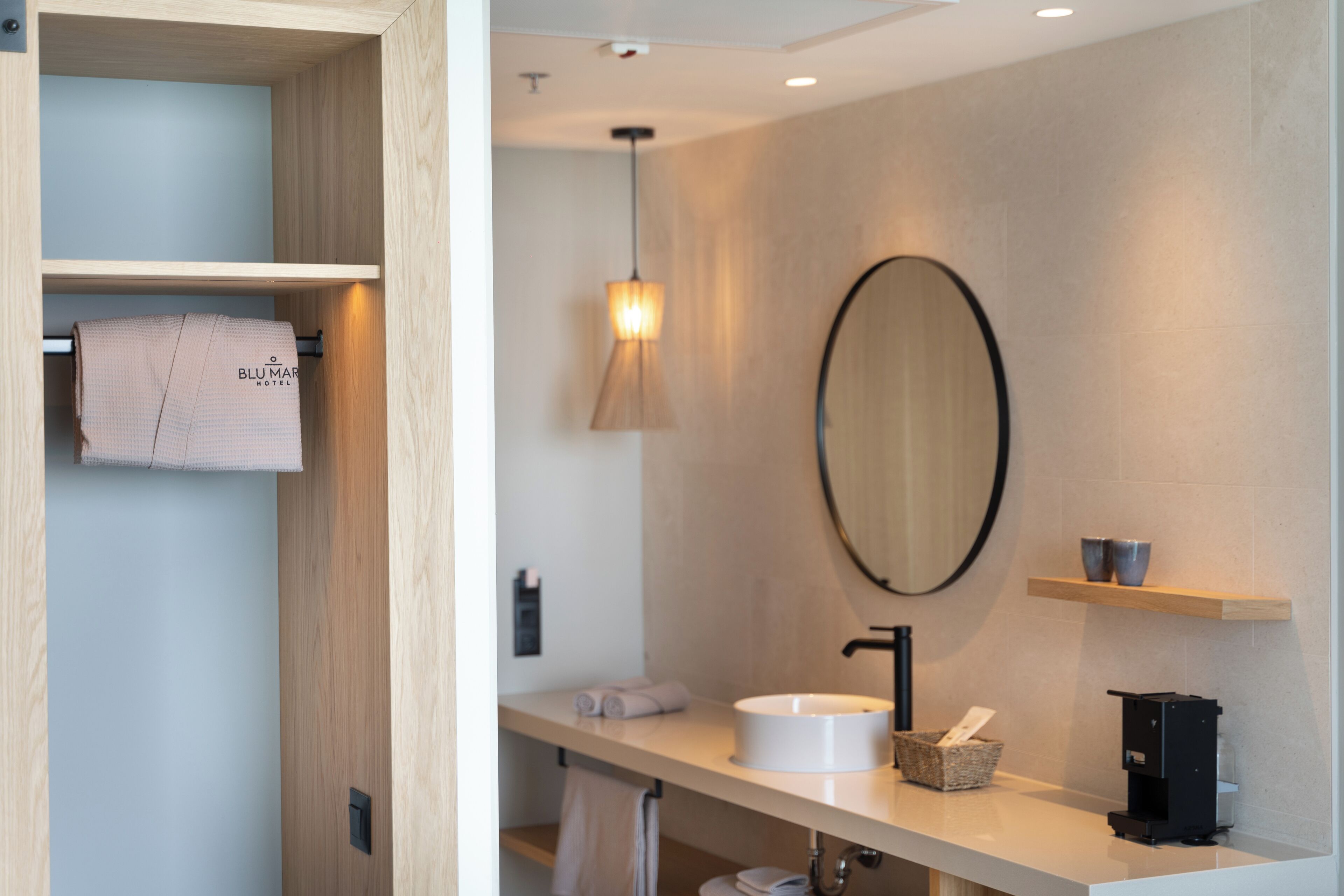 Mare Room | Hypo-allergenic bedding, memory-foam beds, in-room safe, free WiFi