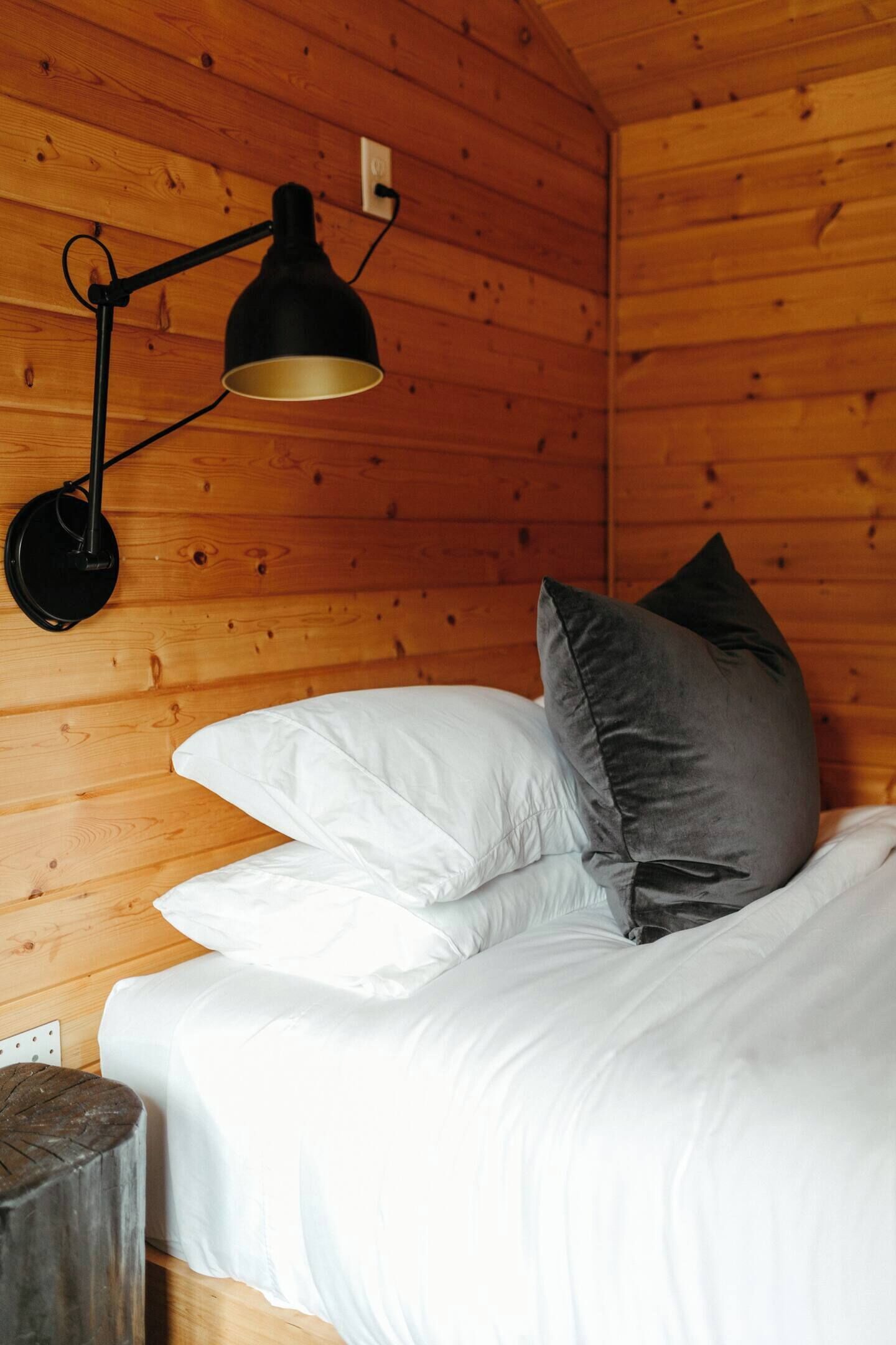 2 bedrooms, iron/ironing board, travel cot, free WiFi