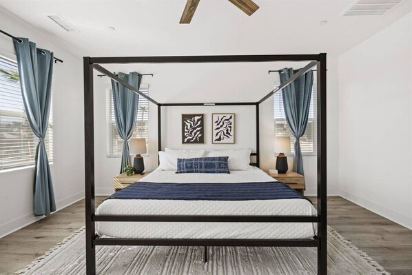 4 bedrooms, desk, iron/ironing board, travel cot