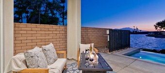 Luxe Lakefront Villa: Views, Heated Pool & Games