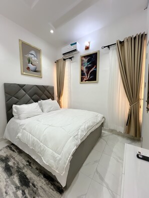 2 Schlafzimmer, Bügeleisen/Bügelbrett, WLAN