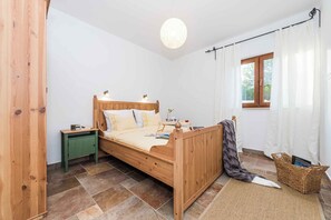 5 bedrooms, WiFi
