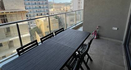 Blue Skies Family Apartment with Terrace