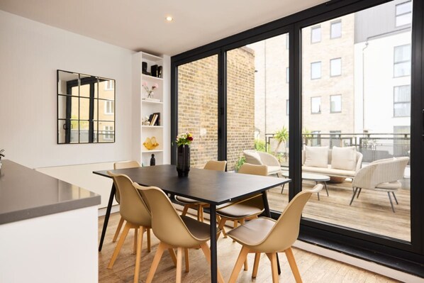 Apartment - The Kensal Green Wonder - Bright 2bdr Flat With Balcony (London)