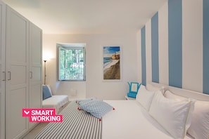 Appartement, vue canal | 1 chambre, espace de travail pour ordinateur portable, Wi-Fi gratuit