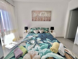 3 室のベッドルーム、WiFi