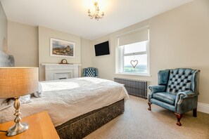 4 bedrooms, travel crib, WiFi, bed sheets