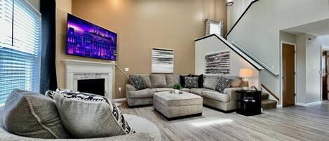 TV, fireplace, stereo