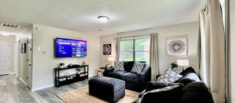 Quaint and Cozy 3 Bed home in Liberty Twp.
