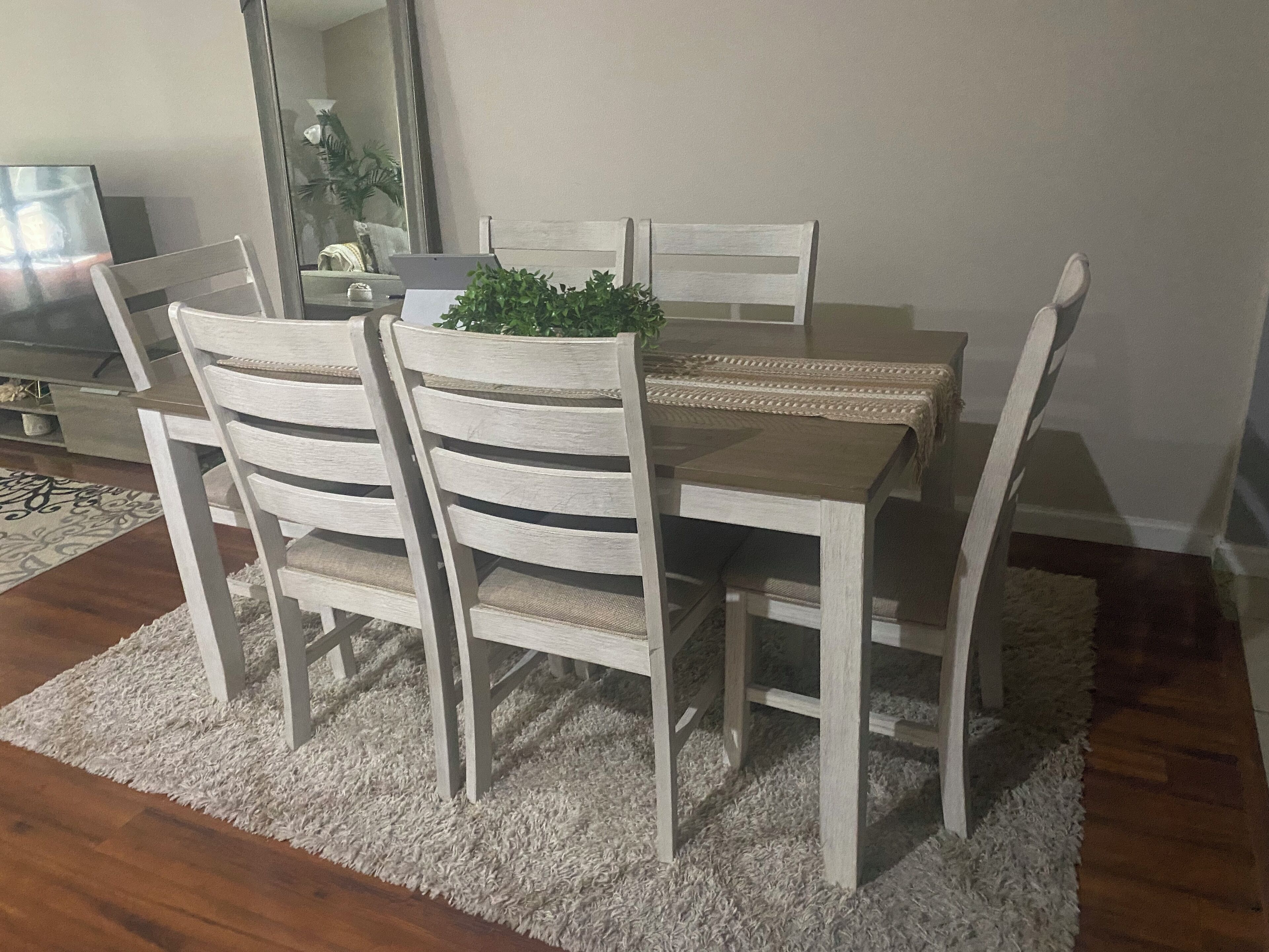 Fully furnished 2/3 bedroom house available for rent July-October 